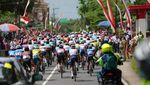 Potret Adu Cepat di Tour de Banyuwangi Ijen 2025