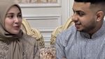 Potret Yislam Jaidi Saat Makan Bersama Miskah dan Pak Muh