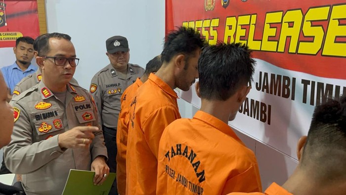 4 pelaku pungli sopir truk di Jambi ditangkap polisi