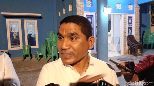 Ahmad Yohan saat memberikan keterangan kepada para kader.