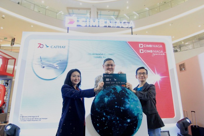 PT Bank CIMB Niaga Tbk (CIMB Niaga) bersama Cathay Pacific Airways Limited (Cathay) meluncurkan kartu kredit CIMB Niaga World Cathay Card.