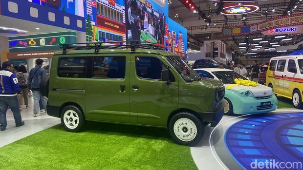 Daihatsu Gran Max Taft Guy