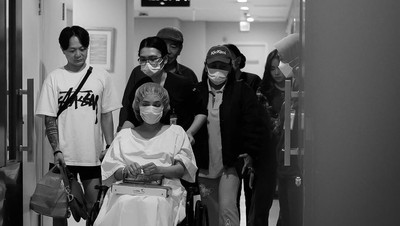 DJ Bravy Temani Erika Carlina Melahirkan