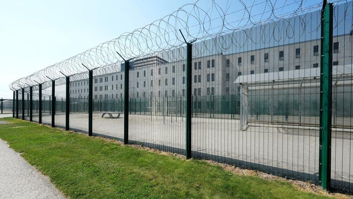 An inside view of the corridor in prison in Tartu, Estonia July 30, 2025. REUTERS/Ints Kalnins