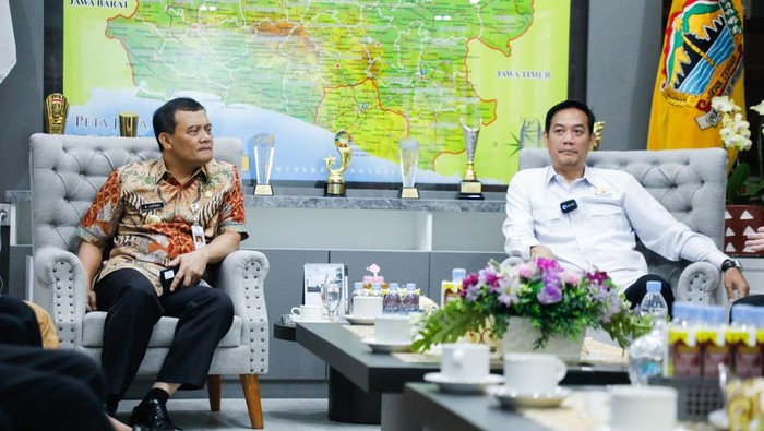 Gubernur Jateng, Ahmad Luthfi, saat menerima kunjungan dari Kadin Jateng dan manajemen Awann Group, Jumat (1/8/2025).