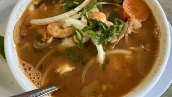 Kirain itu sup burung. Foto: ParticularOld8758/Reddit  