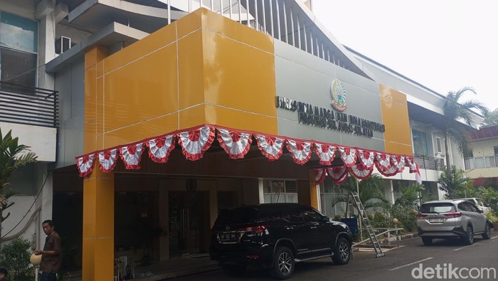 Kantor Dinas Bina Marga dan Bina Konstruksi (BMBK) Sulawesi Selatan (Sulsel).
