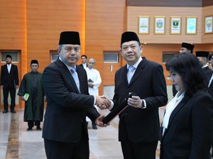 Kemendagri Lantik 55 Pejabat Baru, Tekankan Integritas & Loyalitas ASN