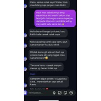 Kalau mainnya kayak begini, dijamin kamu malah bikin cewek yang kamu deketin ilfeel. Jangan ditiru ya, Dek, ya.