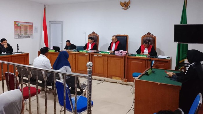 Mantan Kades Petanang dan Kabur Keuangan jalani sidang vonis di Pengadilan Tipikor PN Palembang