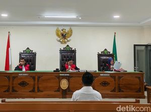 Tangis Penyesalan Oknum ASN Sulbar Ikut Sindikat Uang Palsu di UIN Makassar