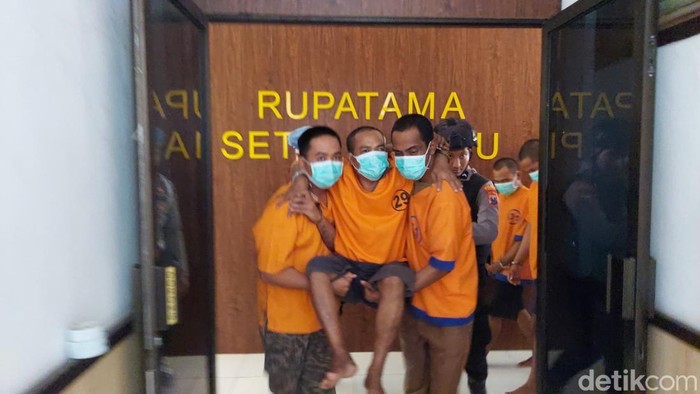 Pelaku perampokan di Probolinggo ditembak kakinya