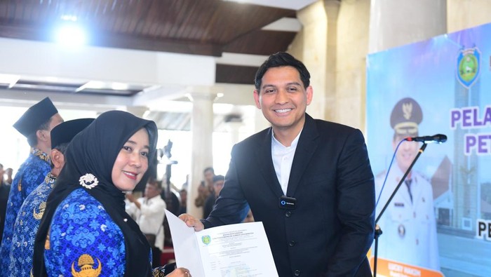 Pelantikan PPPK tahap I formasi tahun 2024 di lingkungan Pemda Indramayu