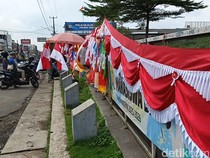 Antara Nasionalisme dan Kebutuhan di Balik Penjual Bendera Dadakan