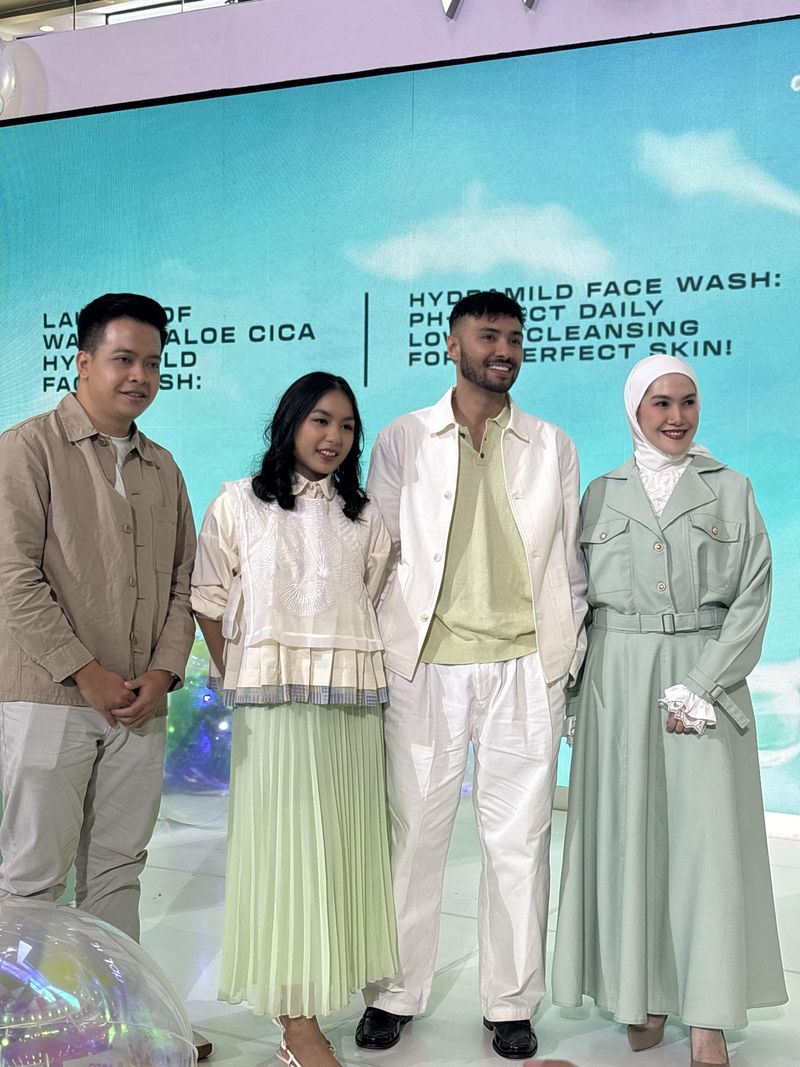Press conference Wardah Aloe Cica Hydramild Facial Wash