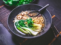 Resep Ramen Jamur Berkuah Gurih yang Cocok Dinikmati Vegan