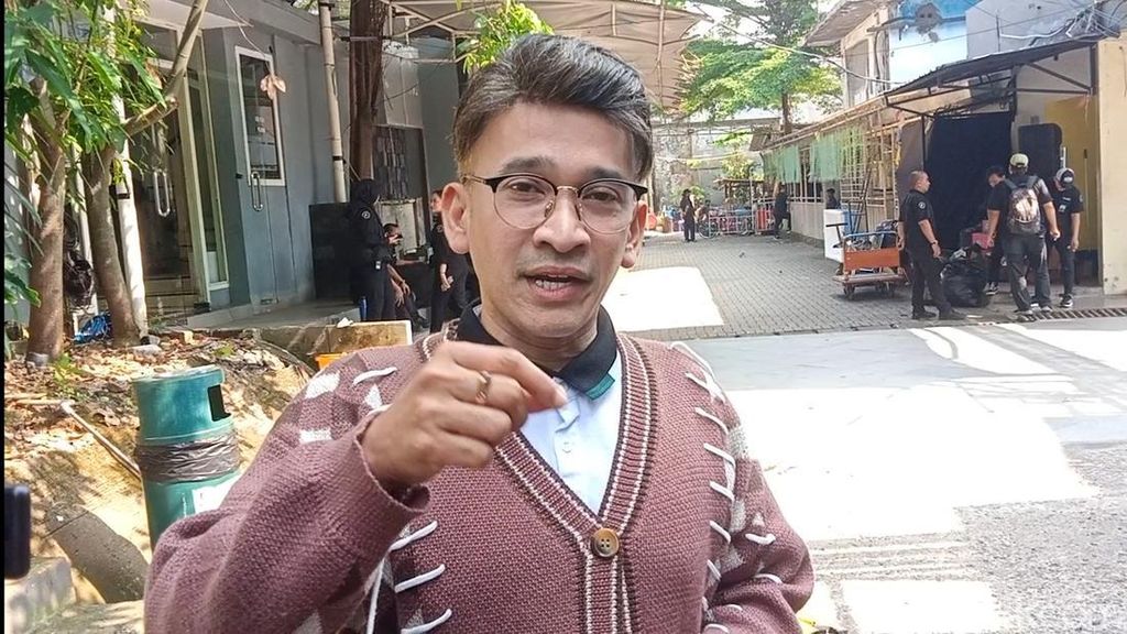 Ruben Onsu Akan Kibarkan Bendera Sambil Diving Bareng Hiu di 17 Agustus 2025