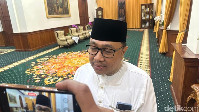 Sekretaris MUI Jatim KH Hasan Ubaidillah