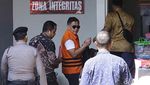 Senyum Hasto Setelah Mendapat Amnesti Presiden