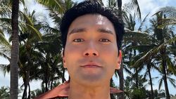 Siwon Choi Berjemur Nikmati Suasana Bali, Ini yang Ramai Ditanya Netizen