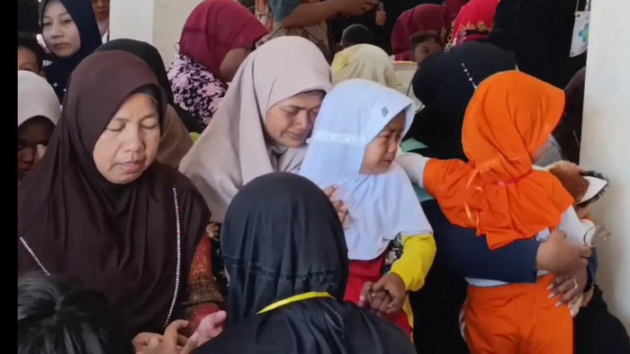 Suasana hari pertama Sekolah Rakyat di Ponorogo