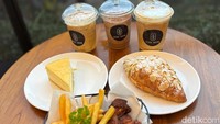 Ini varian Carasalt Mint Latte yang unik. Rasa kopi yang cukup tebal berpadu dengan sensasi menyegarkan dari mint. Rasanya seperti menambahkan Tolak Angin ke dalamnya. Foto: detikcom/Riska Fitria