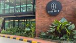 Punya View LRT, Kafe di Jaksel Ini Cocok untuk Me Time dan WFC