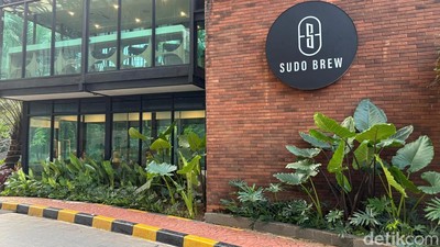 Punya View LRT, Kafe di Jaksel Ini Cocok untuk Me Time dan WFC
