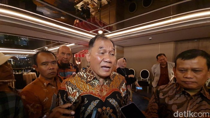 Anggota DPR RI asal Dapil Jatim I, Bambang Haryo Soekartono menyoroti kondisi dermaga penyeberangan Ketapang-Gilimanuk.