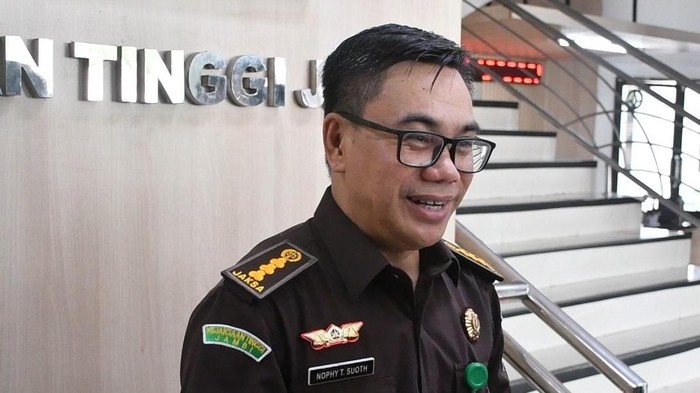 Asisten Intelijen Kejaksaan Tinggi Jambi, Nophy T South