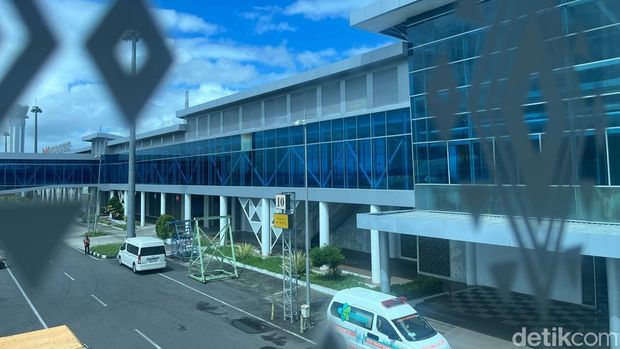 Bandara Internasional Lombok atau Bandara Internasional Zainuddin Abdul Madjid