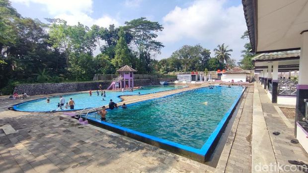Destinasi Kolam Renang Tirta Winaya Ciamis kembali bangkit usai ditutup beberapa bulan.