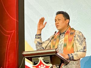 Diaz Hendropriyono Puji Langkah Prabowo Beri Amnesti Hasto-Abolisi Tom Lembong