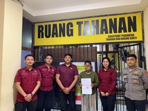Nekat Wanita Gorontalo Curi Tas Polisi Lagi Tidur di Masjid Rumah Sakit