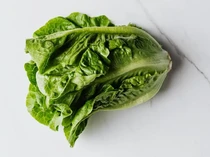 5 Trik Simpel agar Selada Tetap Segar dan Tak Cepat Layu di Kulkas