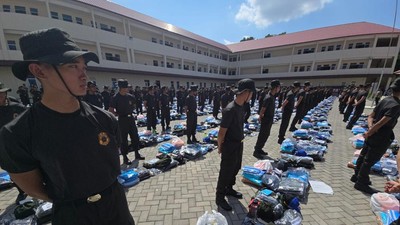 Momen 350 Calon Taruna dan Taruni Akpol Lolos Seleksi Terima Kaporlap
