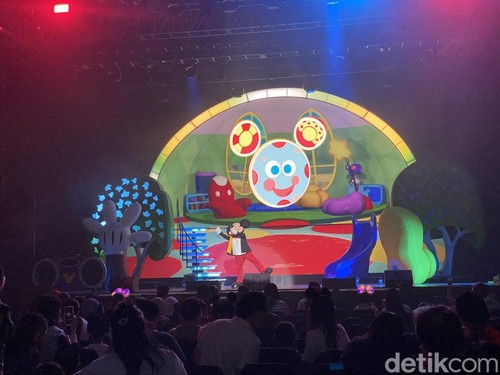 Panggung Disney Junior Live on Tour: Lets Play! digelar di Tennis Indoor Senayan pada 1-2 Agustus 2025.