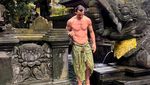 Potret Zlatan Ibrahimovic Melukat di Bali