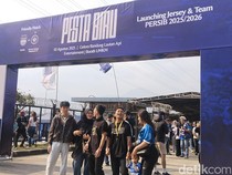 GBLA Membiru Jelang Launching Jersey dan Skuad Persib Bandung