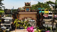 Kuil Murugan masih dalam tahap pembangunan untuk beberapa area. Aula di lantai 1 nantinya juga bisa dipakai untuk acara.