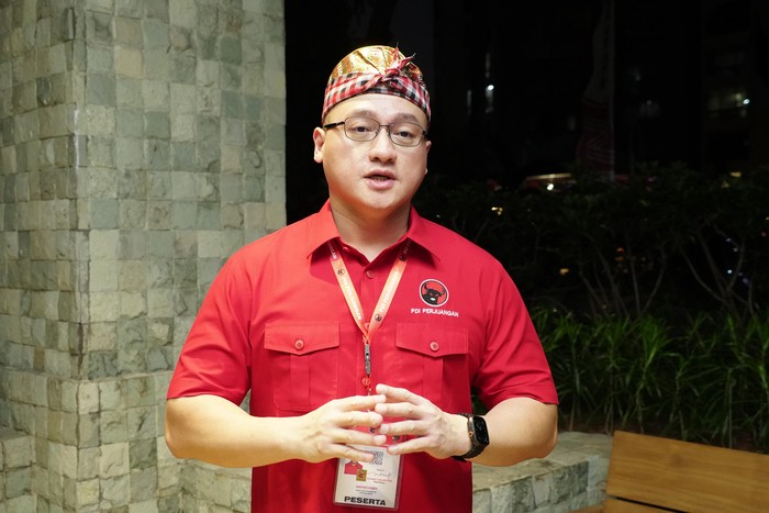 Politisi PDI Perjuangan dan Juga Anggota DPRD DKI Jakarta Hardiyanto Kenneth.