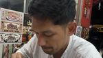 Ibnu Jamil Asyik Makan Nasi Goreng hingga Ramen di Restoran Jepang