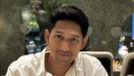 Ibnu Jamil Asyik Makan Nasi Goreng hingga Ramen di Restoran Jepang