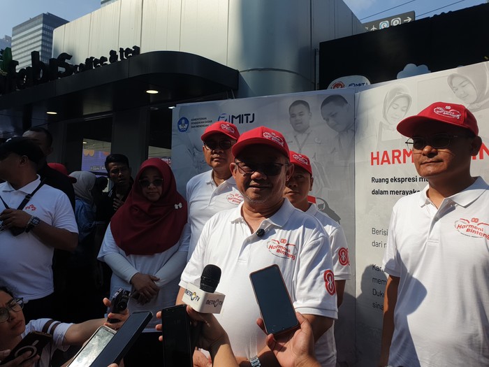 Menteri Muti di acara puncak Festival Harmoni Bintang di Terowongan Kendal, Dukuh Atas, Jakarta Pusat, Minggu (3/8/2025).