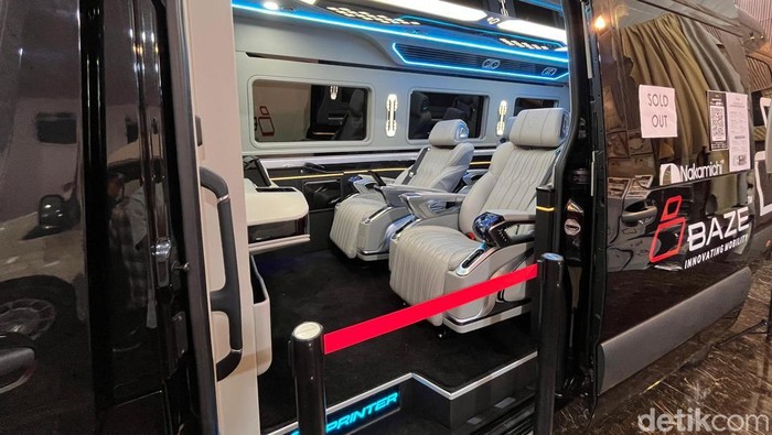 Mercedes-Benz Sprinter Platinum Ultimate Plus garapan Karoseri Baze Luxury mejeng di GIIAS 2025