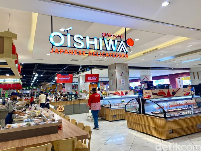 Oishii! Jajan Gyoza hingga Mochi Jepang di Oishiwa Transmart TSM Cibubur Oishii! Jajan Gyoza hingga Mochi Jepang di Oishiwa Transmart TSM Cibubur
