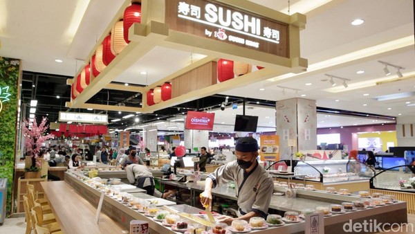 Oishiwa Resmi Buka di Transmart Cibubur, Hadirkan Ratusan Menu Jepang Lezat dan Terjangkau