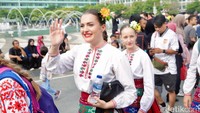 Kegiatan ini juga menjadi ajang menarik bagi berbagai negara untuk berpartisipasï dan merayakan keberagaman budayanya. 