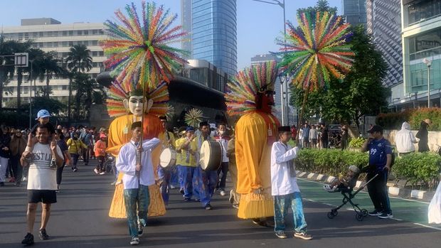 Parade kirab budaya di CFD Bundaran HI dalam rangkaian kegiatan JWFF 2025. (Mulia Budi/detikcom)