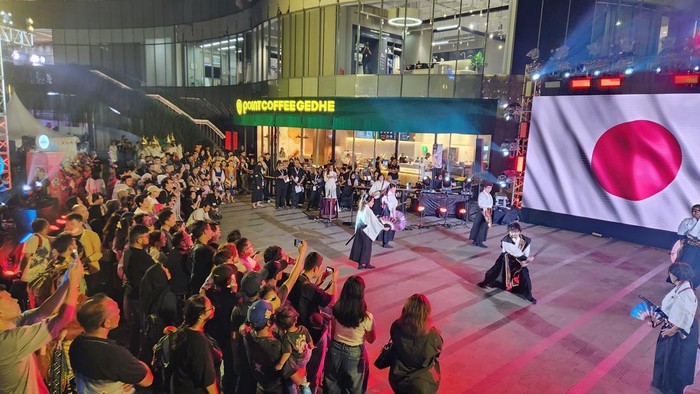 Pentas tari budaya di JWFF 2025 (Adrial/detikcom)